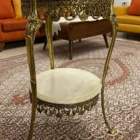 میز تلفن برنزی