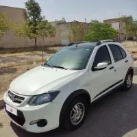 کوئیک R سفید مشکی 1401