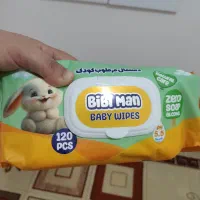 دستمال مرطوب