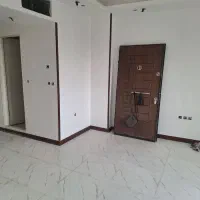 آپارتمان تک واحدی طبقه اول وسوم ۷۰۰میلیون رهن