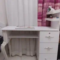 میز ناخن
