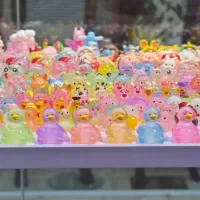 فیگور و تسبیح رزینی(از ۱۸تومن شروع میشه)