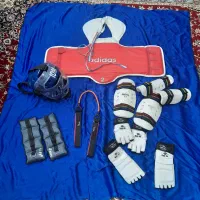 لباس ووسایل تکوانود