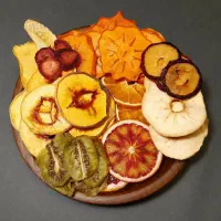 نیروی منشی انباردار و  نیروی بسته بندی میوه خشک