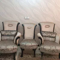 مبل و میز ناهارخوری