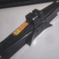 جک بالابر خودرو سواری و وانت