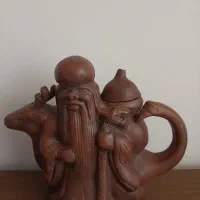 قوری تراکونا