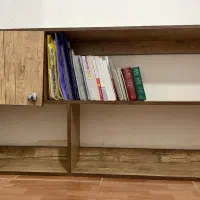 کتابخونه شلف جادار و تمیز