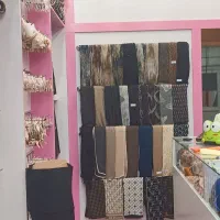 فروش انواع شال.وروسری کیف زنانه .بچه گانه .