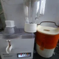 دو عدد آبمیوه گیر سالم