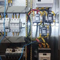 برق کار  عیب یابی رفع اتصالی نصب لوستر