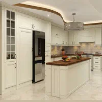 کار درکارگاه کابینت آشپزخانه