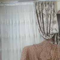 پرده پارچه ای به همراه والون سالم زیبا