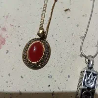 گردنبند و دستبند
