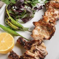 استخدام ظرفشور خانم و آشپز غذای سنتی آقا  بازنشسته