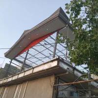 نصب شیروانی و آردواز و سر درب حیاط