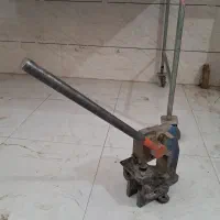 کپسول هوا و قیچی دستی و چلچله زن