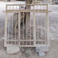 پنجره آهنی