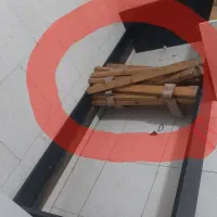 کفی زیر تخت