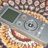 ضبط کننده صدای خبرنگاری