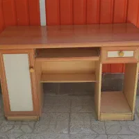 میز کامپیوتر و تحریر