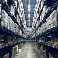 کارگر انبار و انبار دار