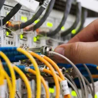 اجرای شبکه‌های کامپیوتری و خدمات تخصصیIT (رایاناپ)