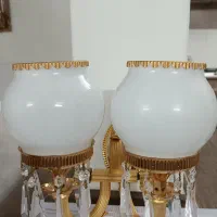 روشنایی آب طلا نورریزان