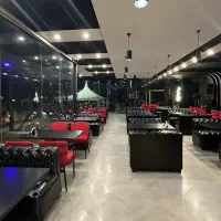 ست مبل و صندلی چهار نفره در رنگ بندی