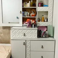 میزآرایش کشویی