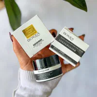 لوازم آرایشی کلی و جزئی سنجاقک