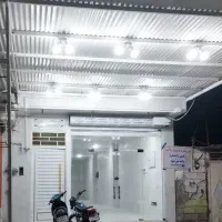 مغازه ۹۰ متری