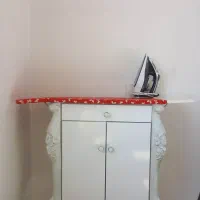 میز اتو  نو و کاملا سالم