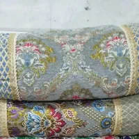 دوتا بالشت لوله ای ودوتا هم کناره ودایره