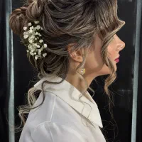 اجاره صندلی و اتاق در سالن زیبایی لاویسا