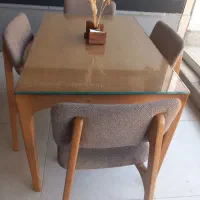 میز غذاخوری ۴ نفره