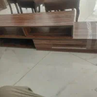 میز تلویزیون در حد نو سالم