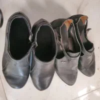 دو جفت کفش زنانه