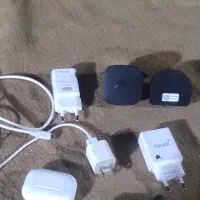تعدادی شارژر استوک سالم با کابل تاپسی معمولی
