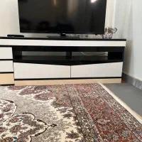 میز تلویزیون سالم بدون خط و خش