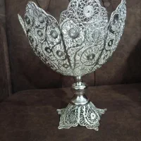 شکلات خوری زیبا