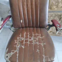 دوعدد صندلی