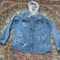 سویشرت لی