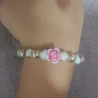 دستبند با مهره عالی