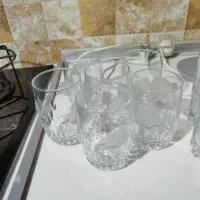 یک دست پارچ و لیوان و یک دست لیوان