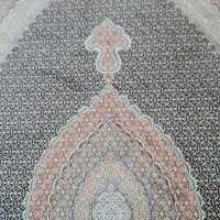 قالی  نقش ماهی در هم ۶ و۴ متری