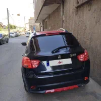 کوییک مشکی قرمزR