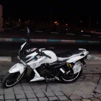 آپاچی 180