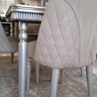 میز ناهارخوری ۴نفره تمیز وسالم طوسی نقره ای