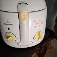 سرخ کن بلک اند دیکر